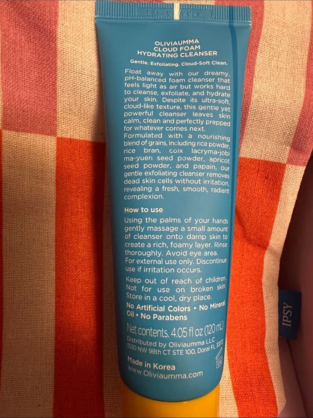 Olivia imma cloud foam cleanser